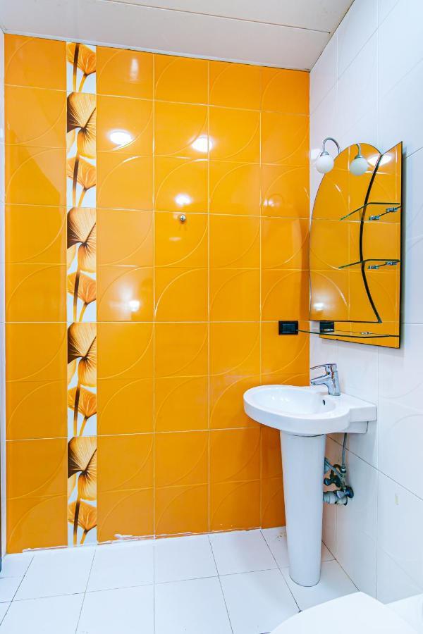 Lovely Sweet Apartment Баку Екстериор снимка